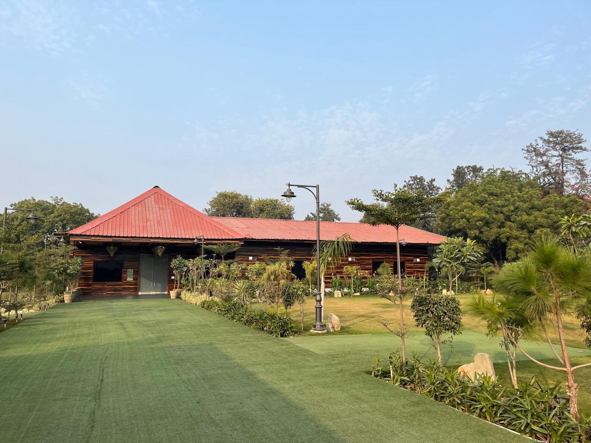 The Green Wood Palace I Farm House I Wedding I Party I 87Oo2O5865 Βίλα Γκουργκάον Εξωτερικό φωτογραφία
